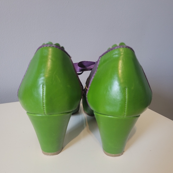 Chelsea Crew Green and Purple Heels with Scalloped Detail, GUC, Size 6.5 - Picture 9 of 10